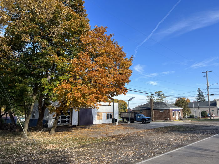 Gaines - Oct 23 2022 Photo (newer photo)